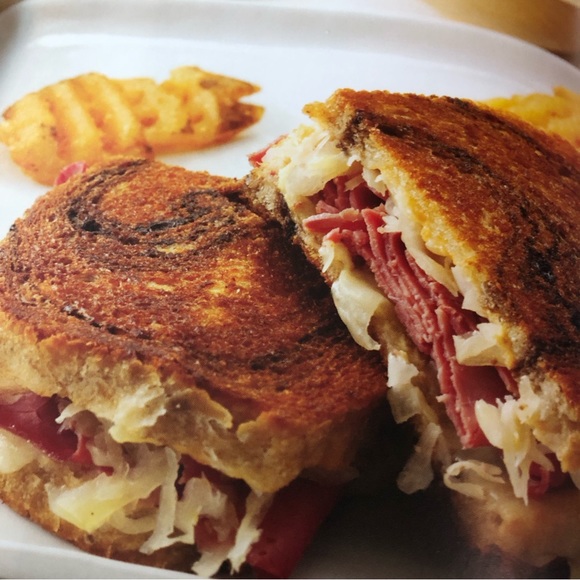 Taste of Home 201 Recipes You'll Make Forever Cookbook - Picture 9 of 9